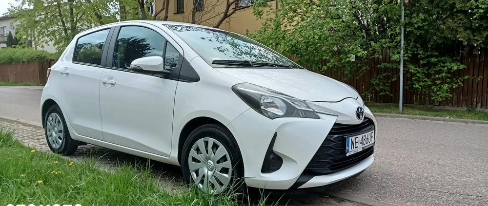 Toyota Yaris cena 43000 przebieg: 168900, rok produkcji 2018 z Józefów małe 232
